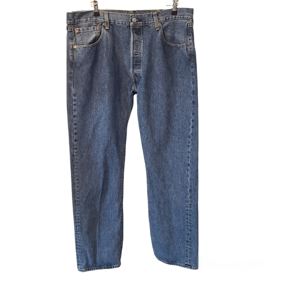 Levi's 501 Jeans Button Fly Medium Wash, Size 38 x 32 - Picture 1 of 15